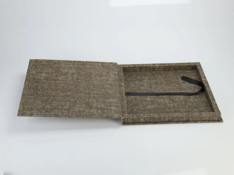 Estojo Tecido - Marrom - aberto sem album