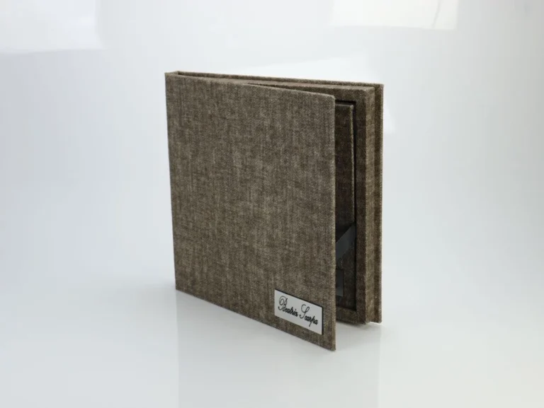 Estojo Tecido - Marrom - meio aberto