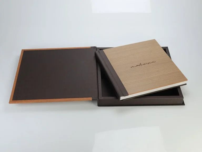 Madeira Onyx - aberto com album