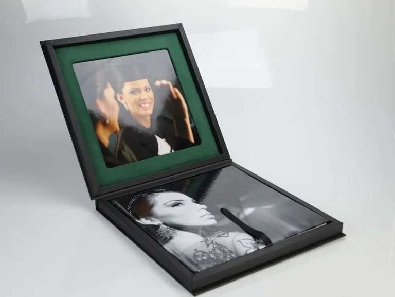 Porta Retrato - aberto com álbum