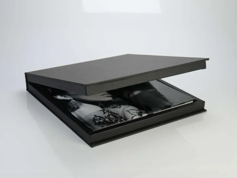 Porta Retrato - meio aberto